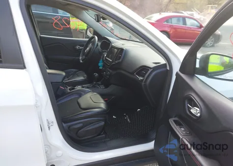 2019 Jeep Cherokee Trailhawk 4X4 из США, поврежденный, VIN 1C4PJMBX5KD198132